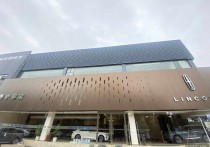 南宁江南白沙大道31号4店门面地理位置优越标准厂房单层大车进出厂房出租（），配套完善