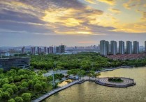 清远清城城区雄兴制造大道清城区龙塘镇滴水13米7000方砖墙到顶厂房出租可分单层可分租 - 园区产业