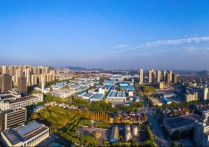 惠州厂房出租：惠城区水口东江湾全新精装修厂房，大小都可以分，区位优势明显