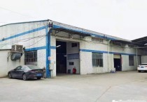 广州白云人和村委独院砖墙到顶单一层远离居独门独院单层大车进出厂房出租（广州），配套完善