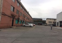 G1072 宝山 铁力路 近地铁  2300平方单层行车厂房仓库 +住宿办公600平方出租 可单租厂库 