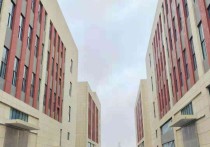 无锡锡山安镇一楼带10吨行车二楼16001600㎡交通便利层高9.5米厂房出租（），首层9.5米层高