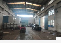 上海厂房出租：上海嘉定沿主路南翔原房东米层高带两部行车，没有公摊，区位优势明显