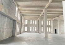 重庆九龙坡巴福高速路出口 标准 空高8米 可进大标准厂房全新可分租厂房出租（），配套完善