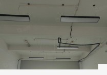 上海厂房出租：上海宝山黄渡镇装修上家客户留下 ！！大车好进，环氧地坪，带，区位优势明显